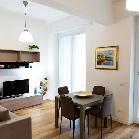 Cristoforo Colombo Apartment
